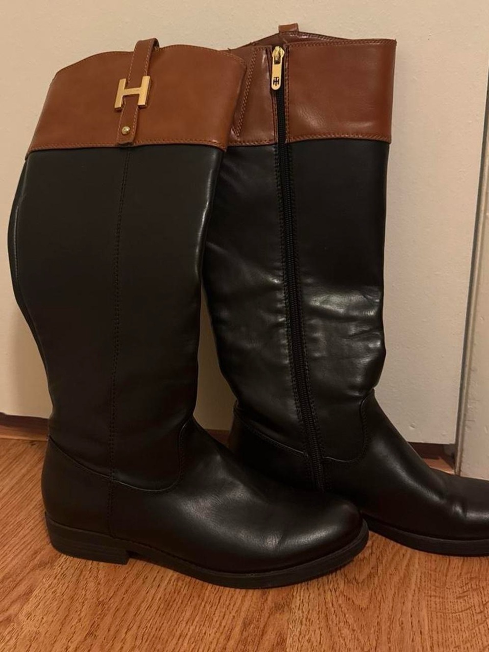 Tommy Hilfiger Knee-High Boots Size 8.5